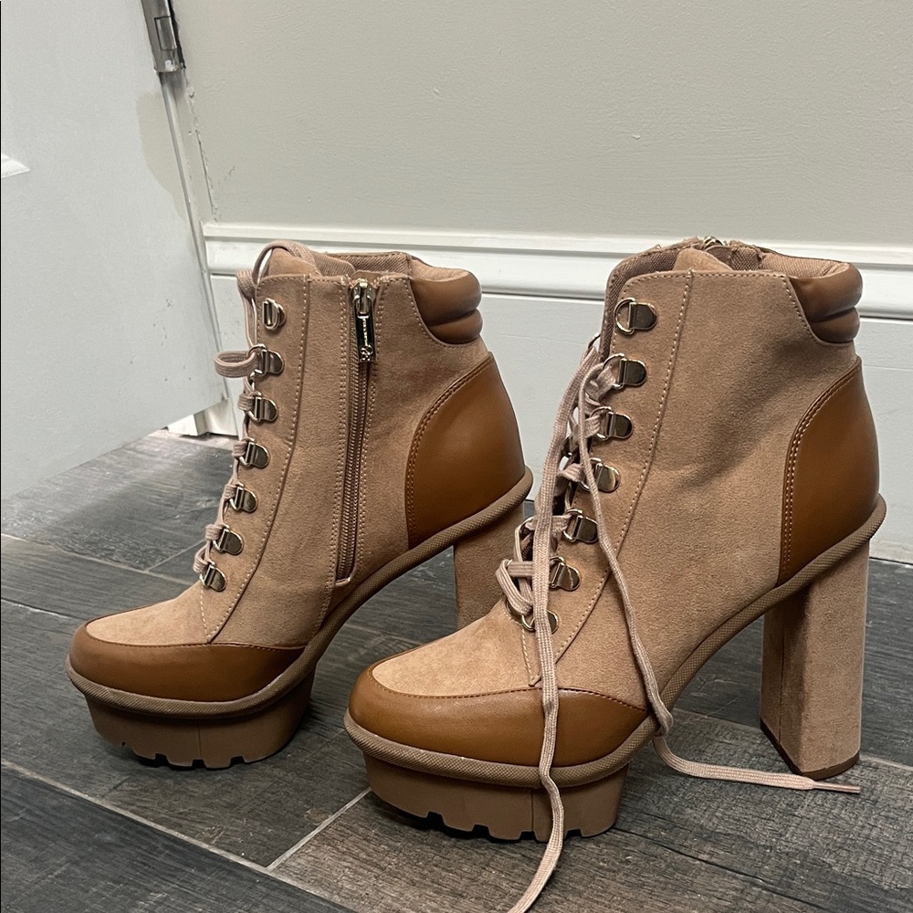 WORN ONCE - Jessica Simpson Stylish Tan and Brown Women's Booties